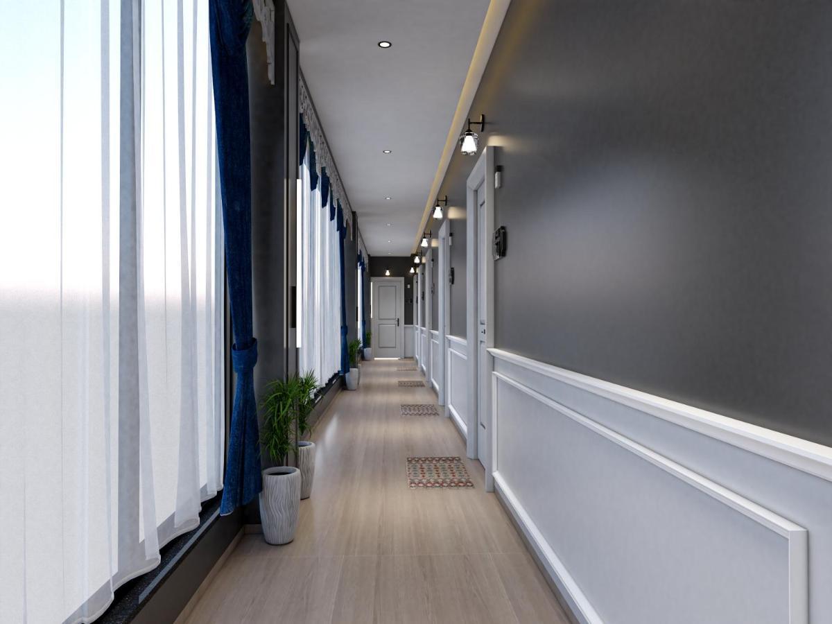 V Love Hotel Surat Dış mekan fotoğraf